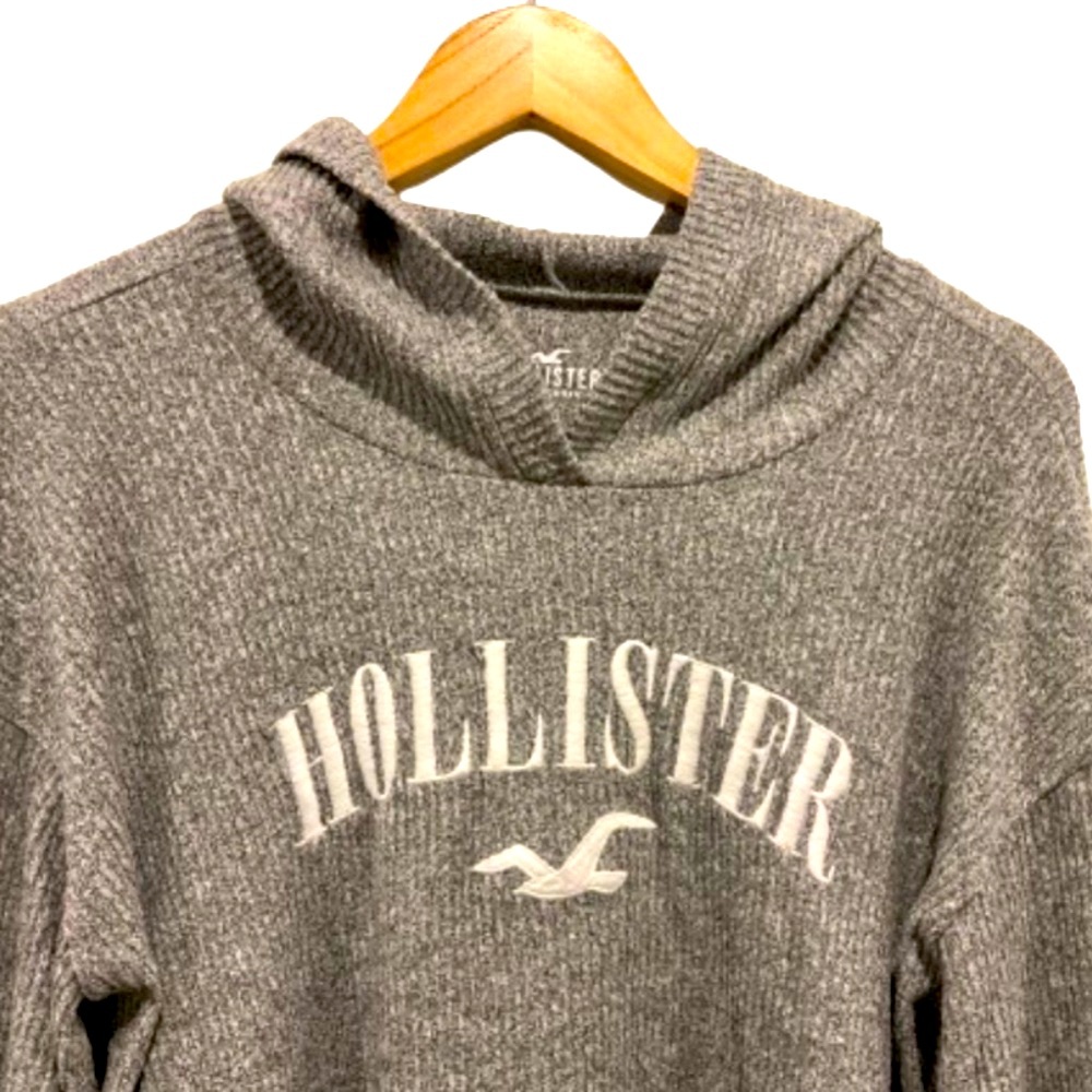 Hollister Cropped Lightweight Hoodie Size Medium - Picture 2 of 9